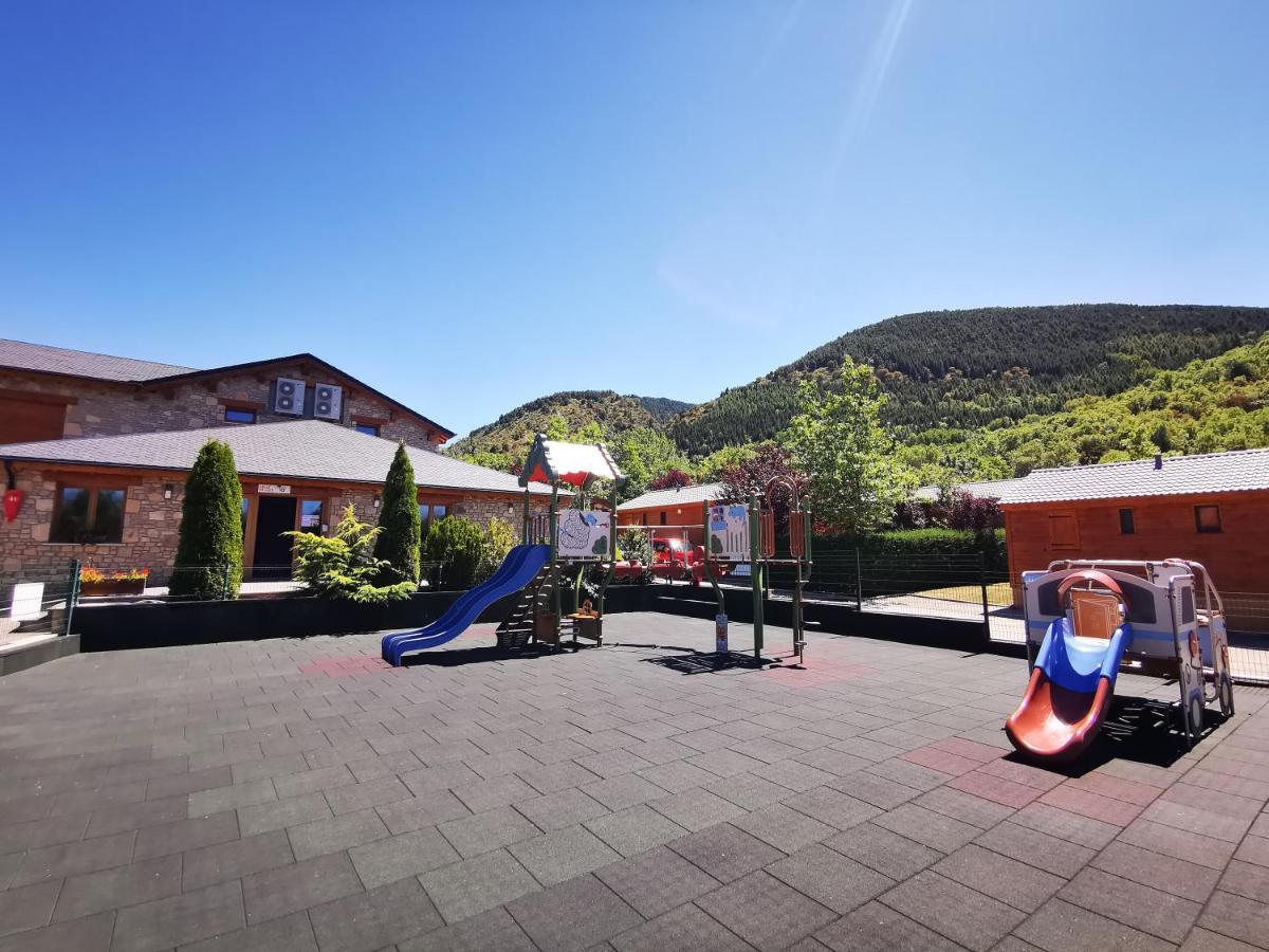 Hotel Prl Le Vedrignans Saillagouse Exterior foto